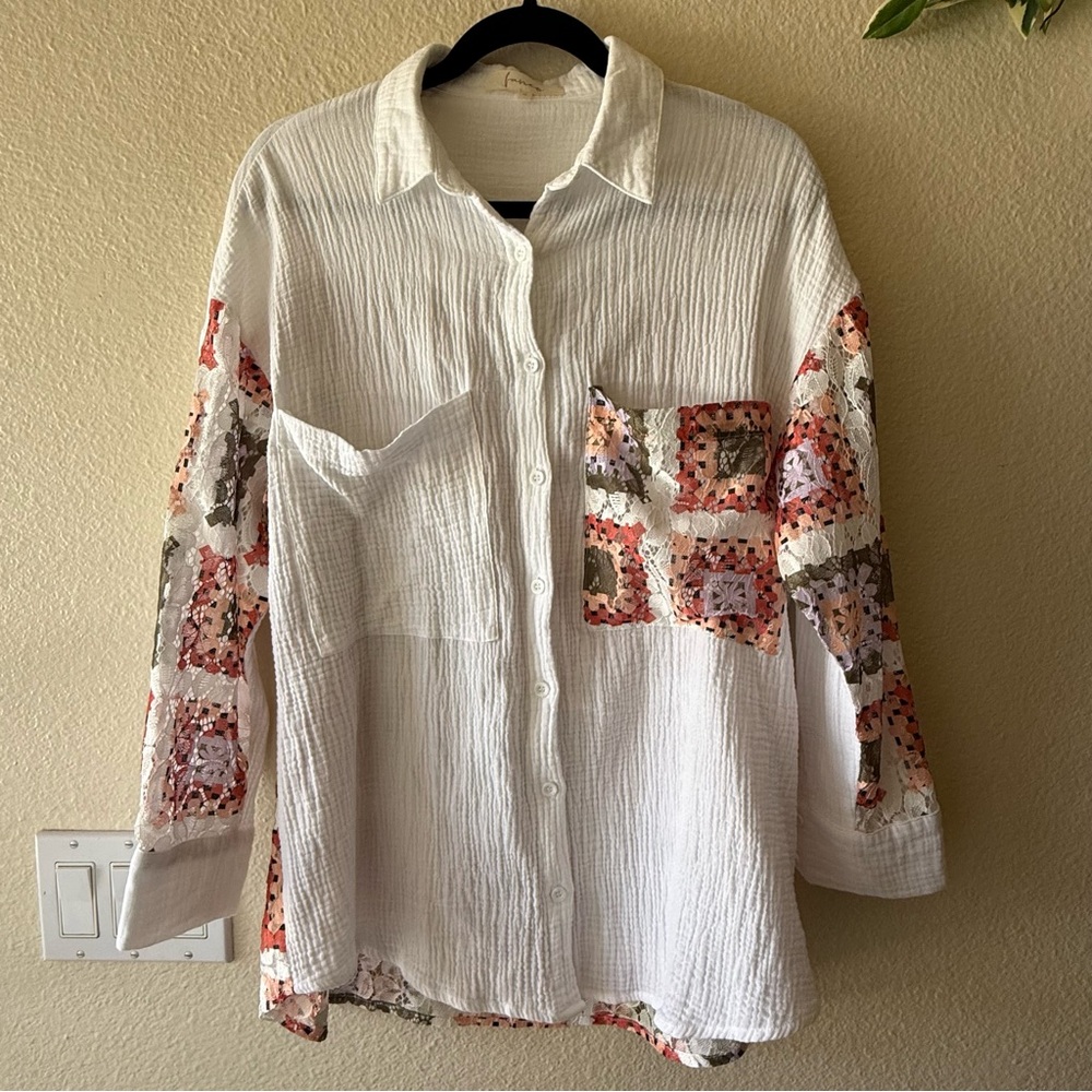 Fanco White Button-Up Shirt with Granny Square Patchwork - Size Small